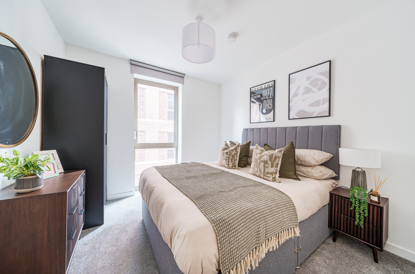 2 Bedroom Apartment - Image 3