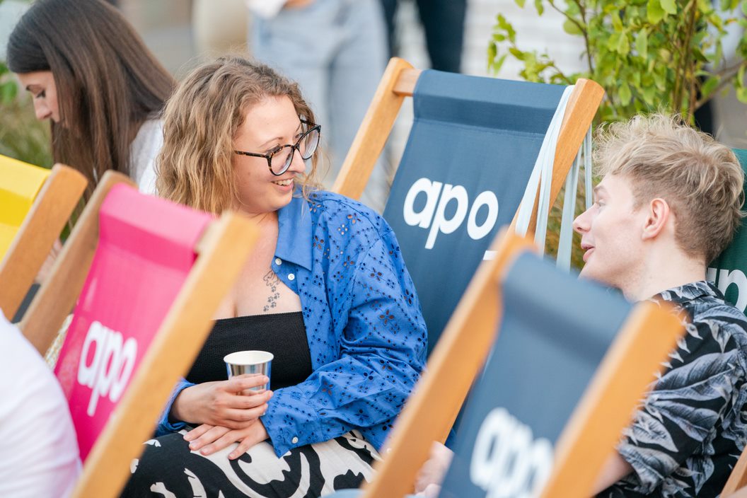 Apo Kew Bridge