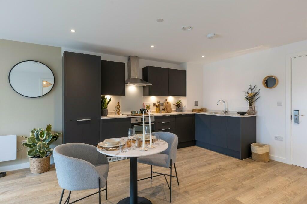 1 Bedroom Apartment - Image 2