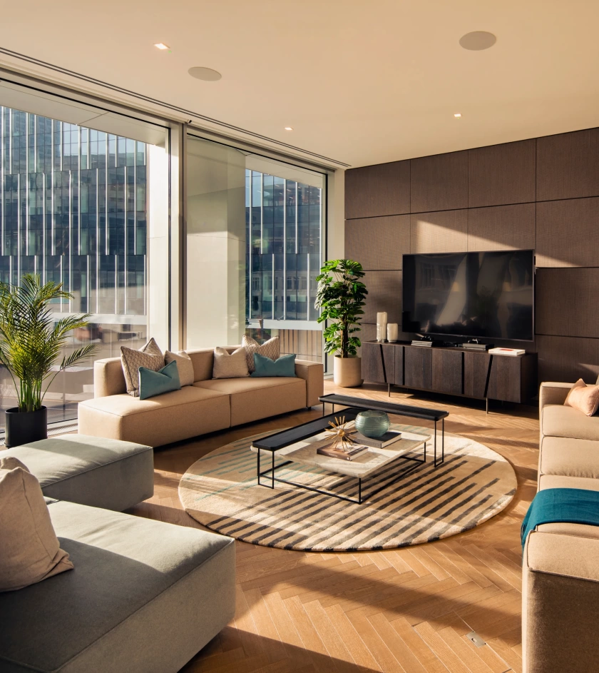 Studio Apartment - Image 3