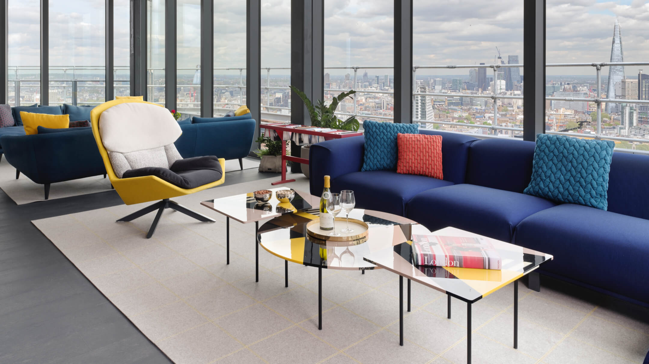 Lounge 2