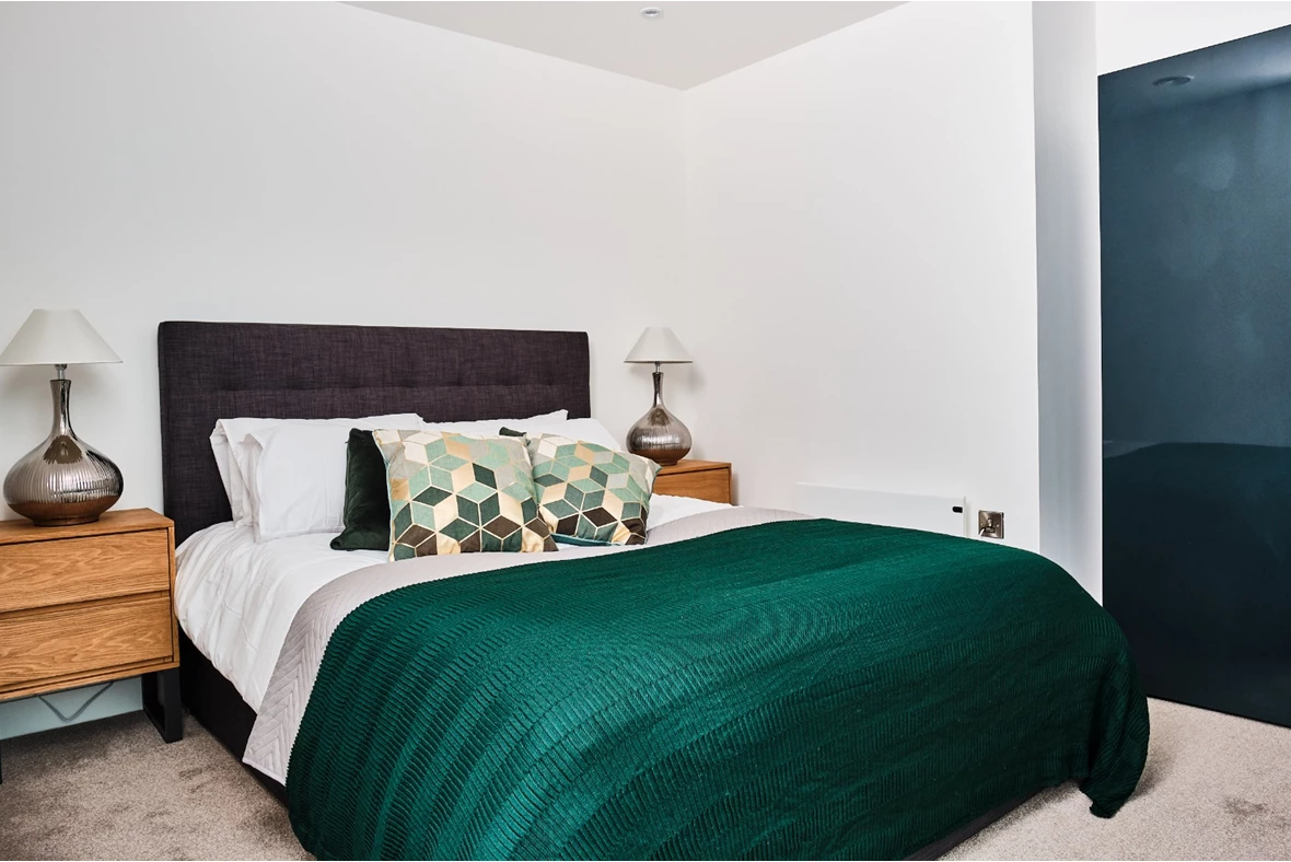 One Bedroom - Image 2