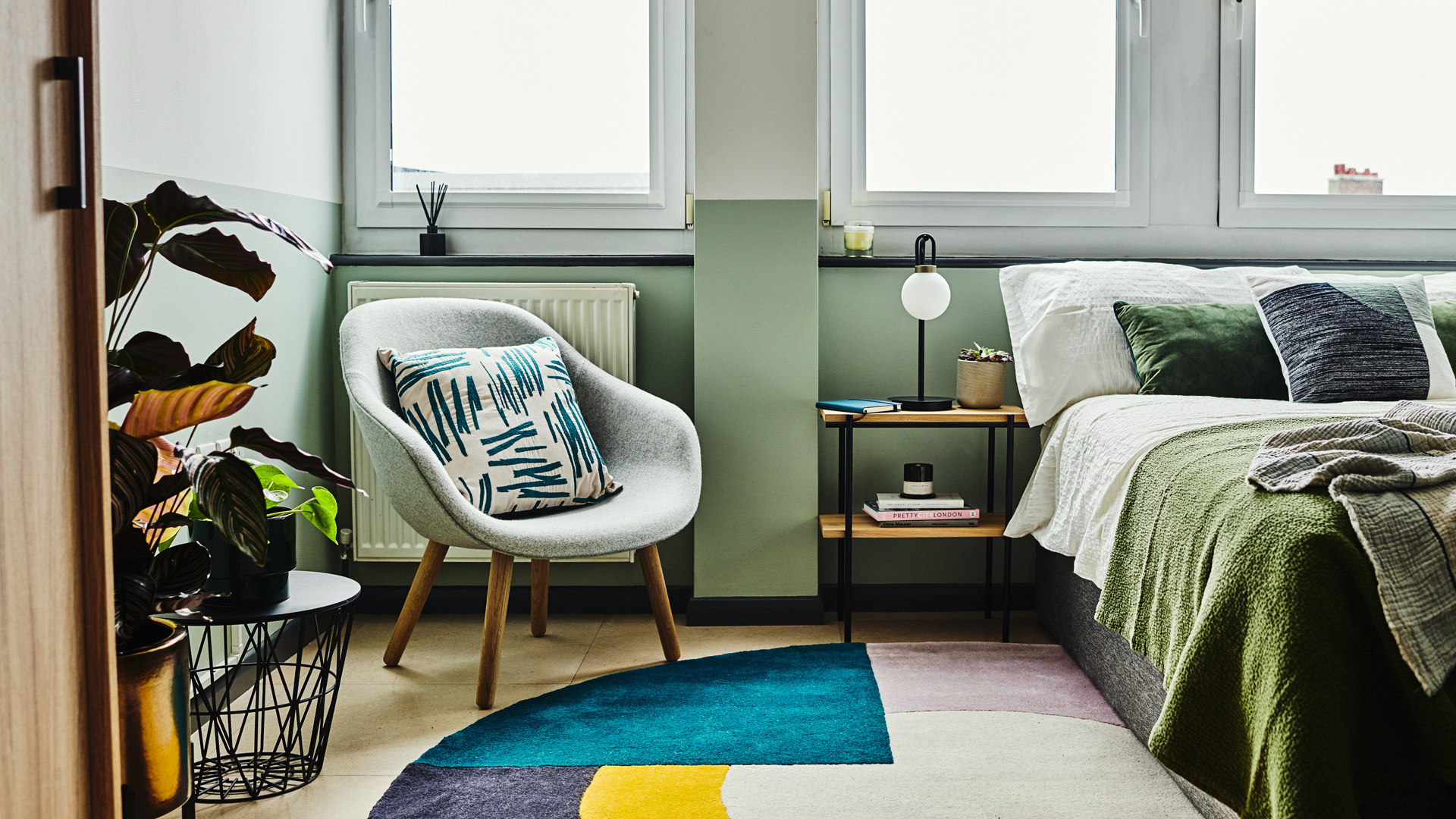 Studio Apartment - Image 1