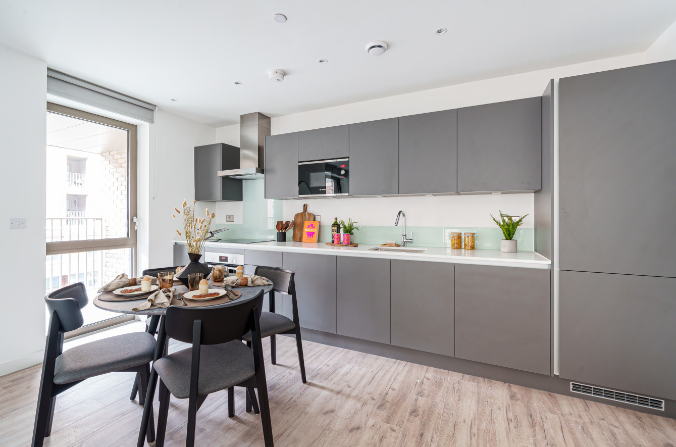2 Bedroom Apartment - Image 1