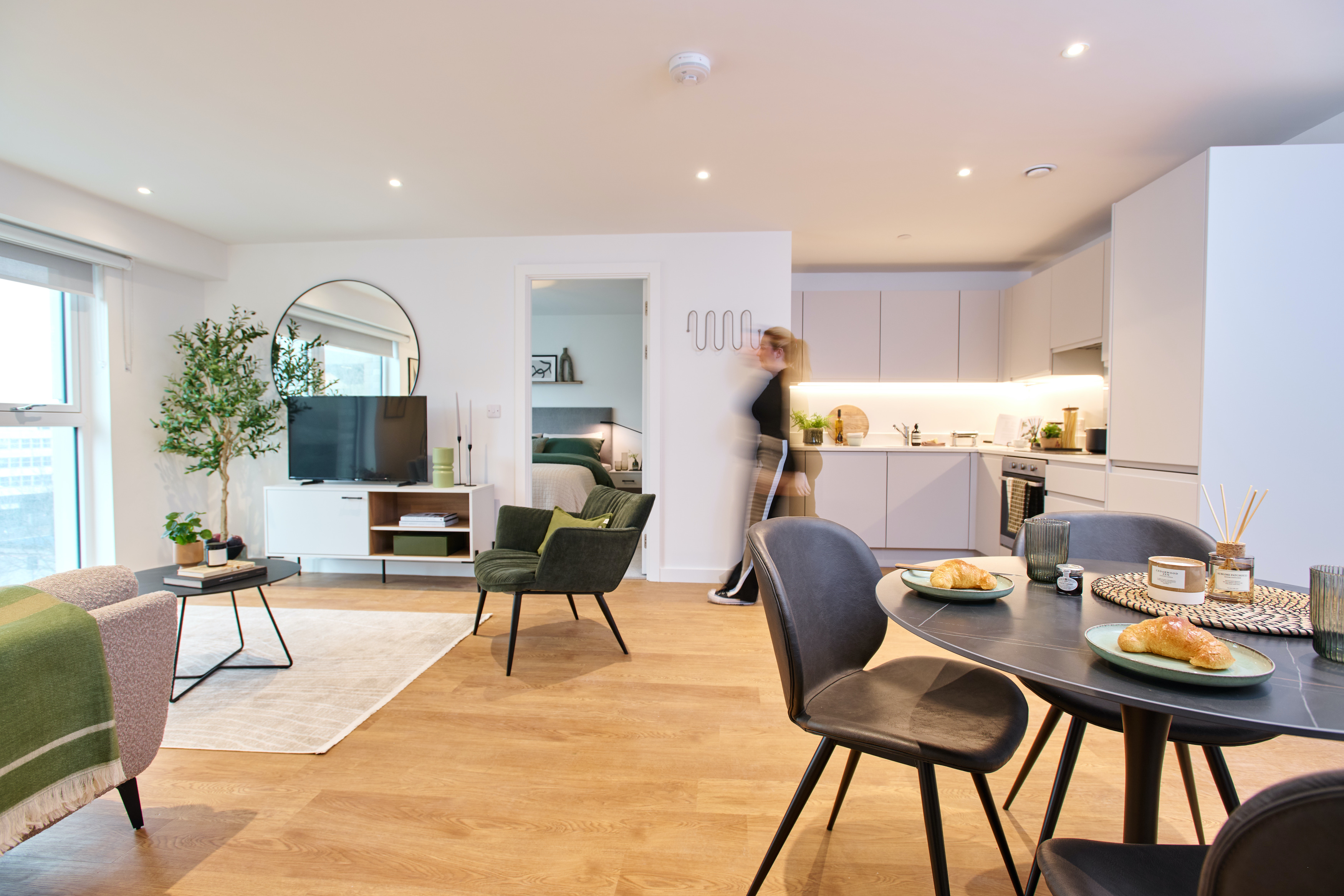 2 Bedroom Apartment - Image 1