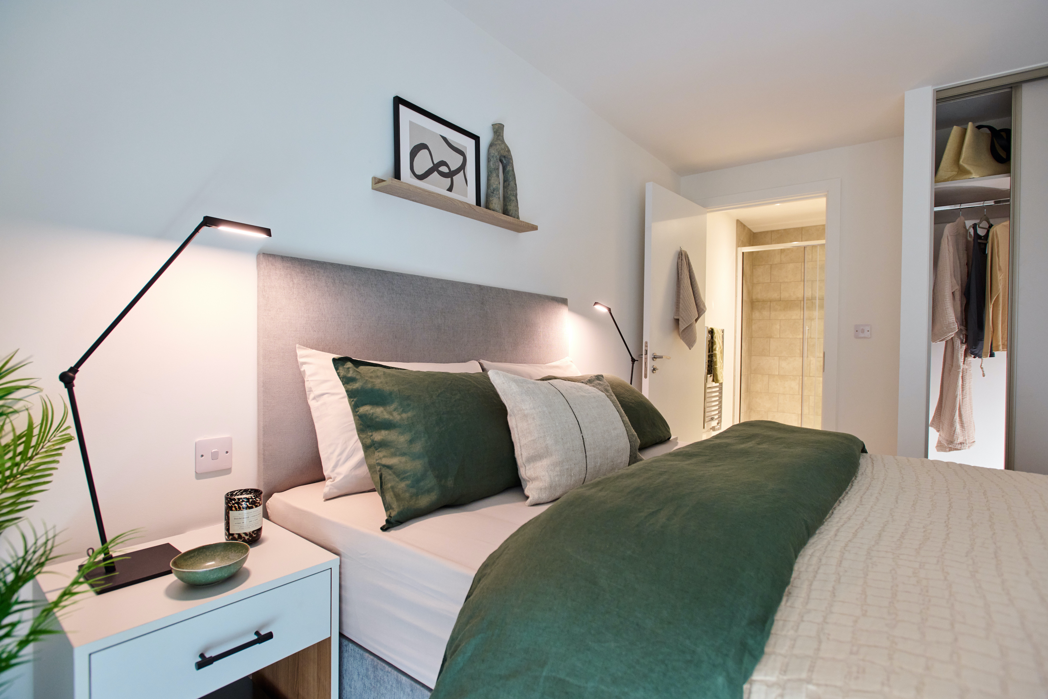 3 Bedroom Apartment - Image 1