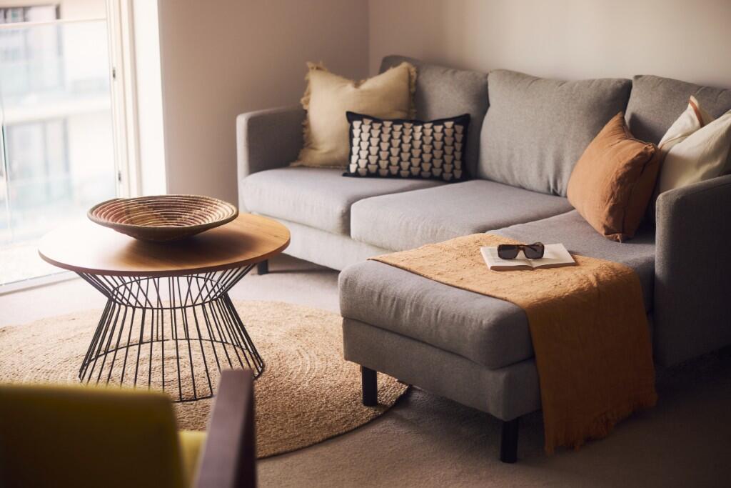 1 Bedroom Apartment - Image 1