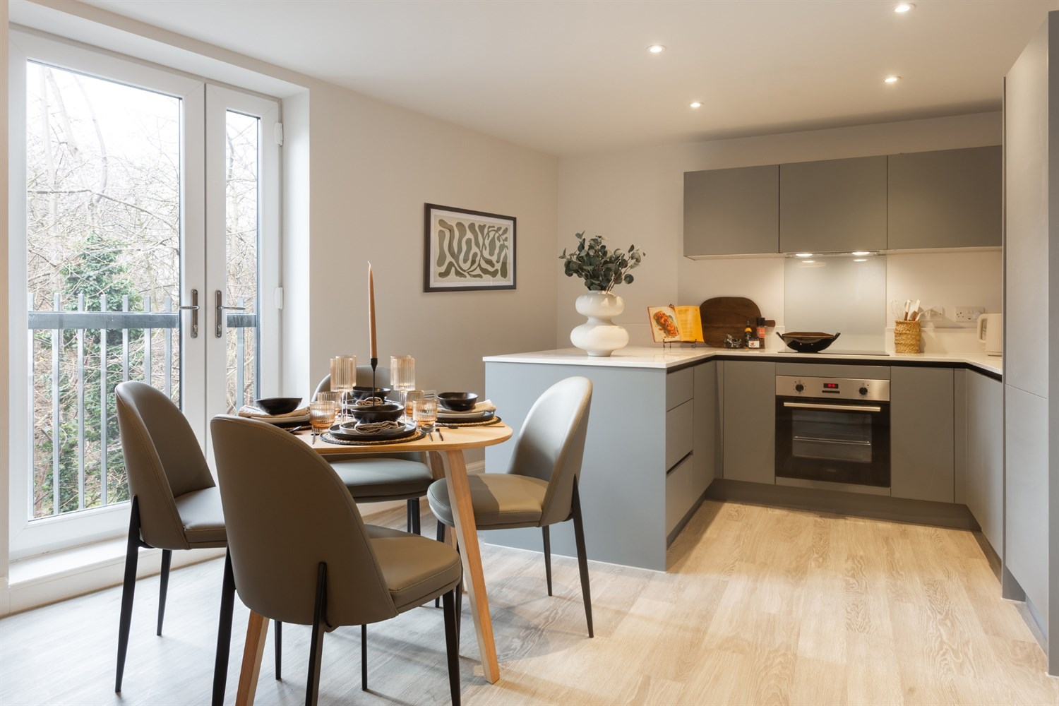 3 Bedroom Apartment - Image 1
