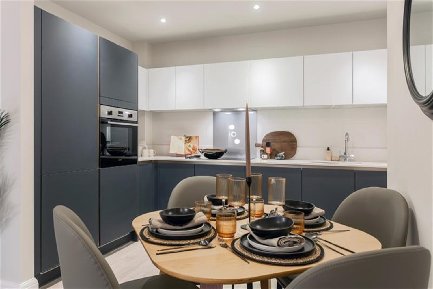 2 Bedroom Apartment - Image 1