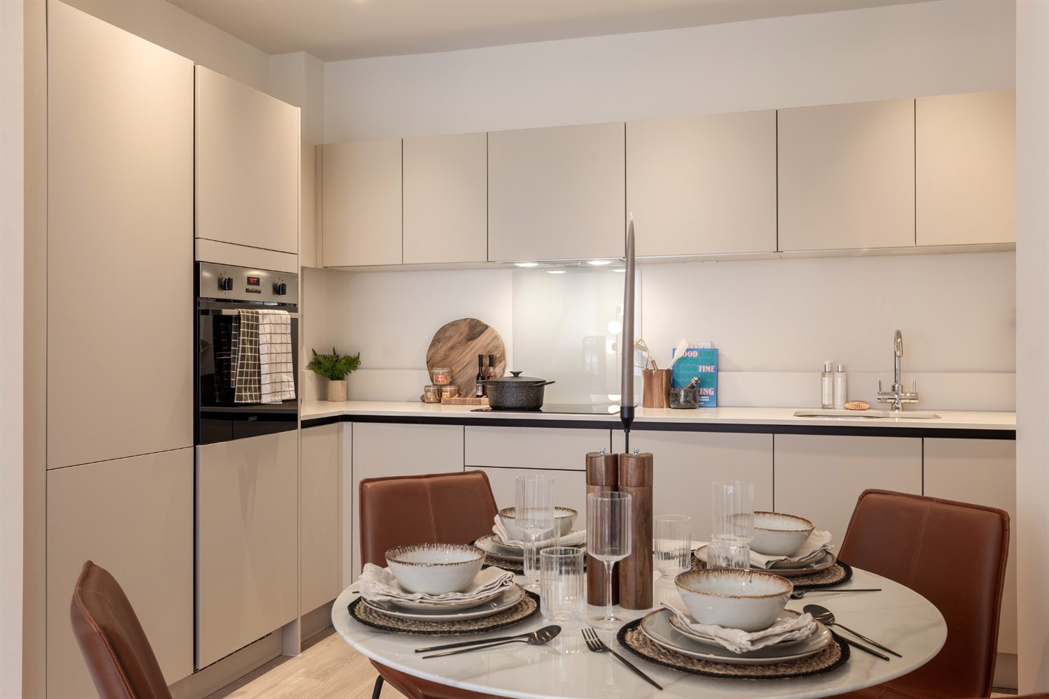 2 Bedroom Apartment - Image 1