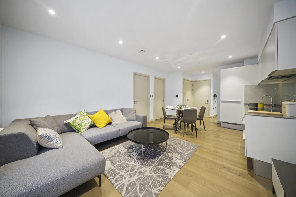 2 Bedroom Apartment - Unit 606 - Image 1