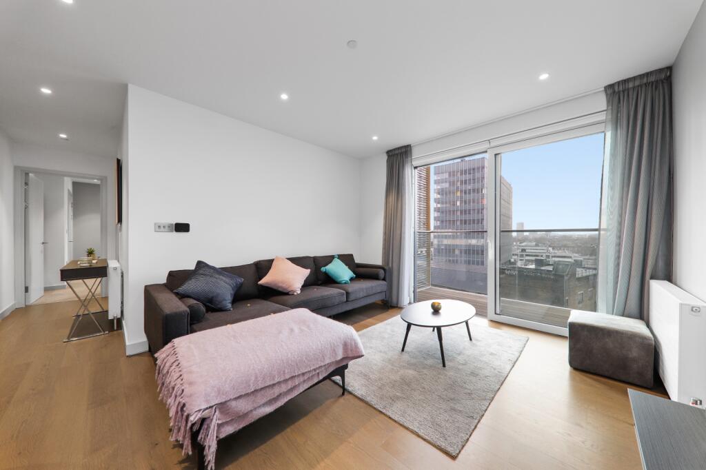 2 Bedroom Apartment - Unit 906 - Image 1