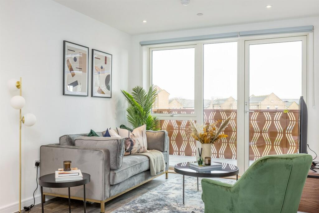 1 Bedroom Apartment - Image 1