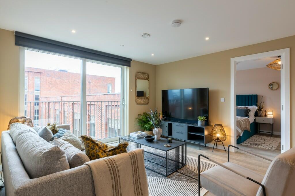 2 Bedroom Apartment - Image 1