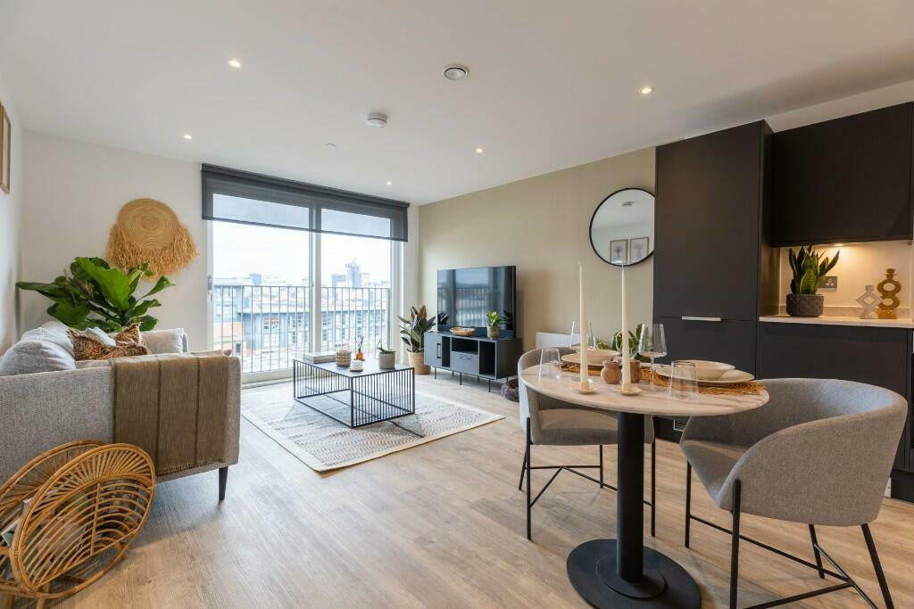 1 Bedroom Apartment - Image 1