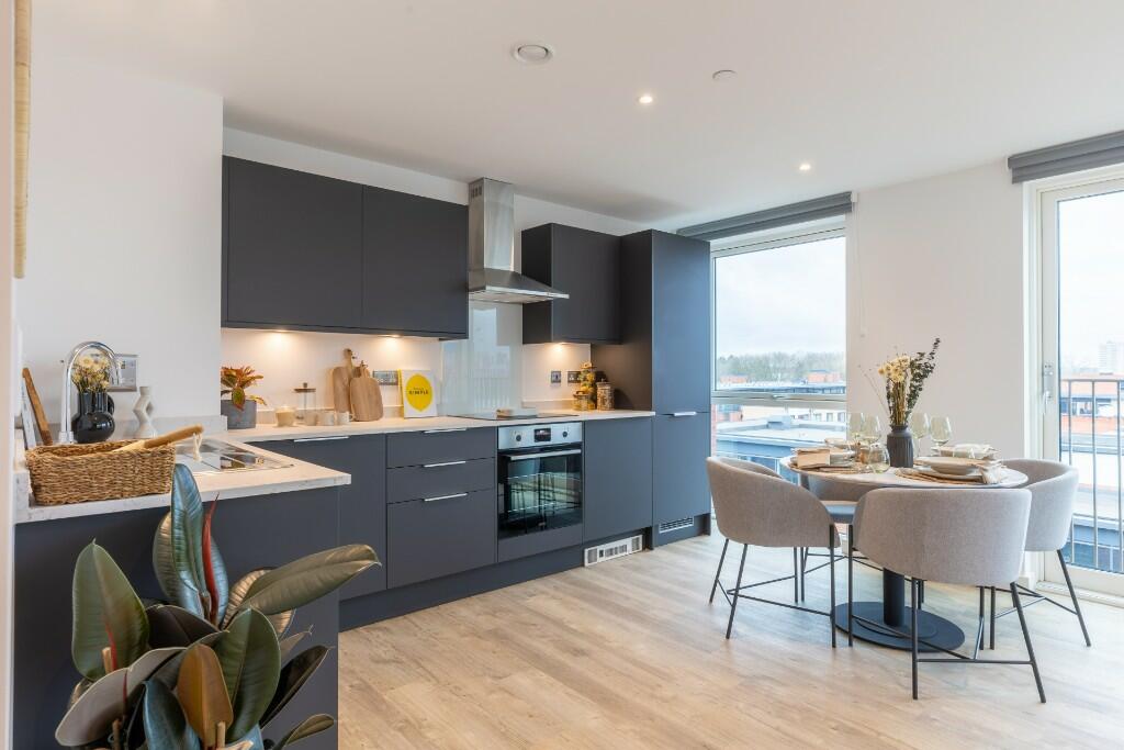 2 Bedroom Apartment - Image 1