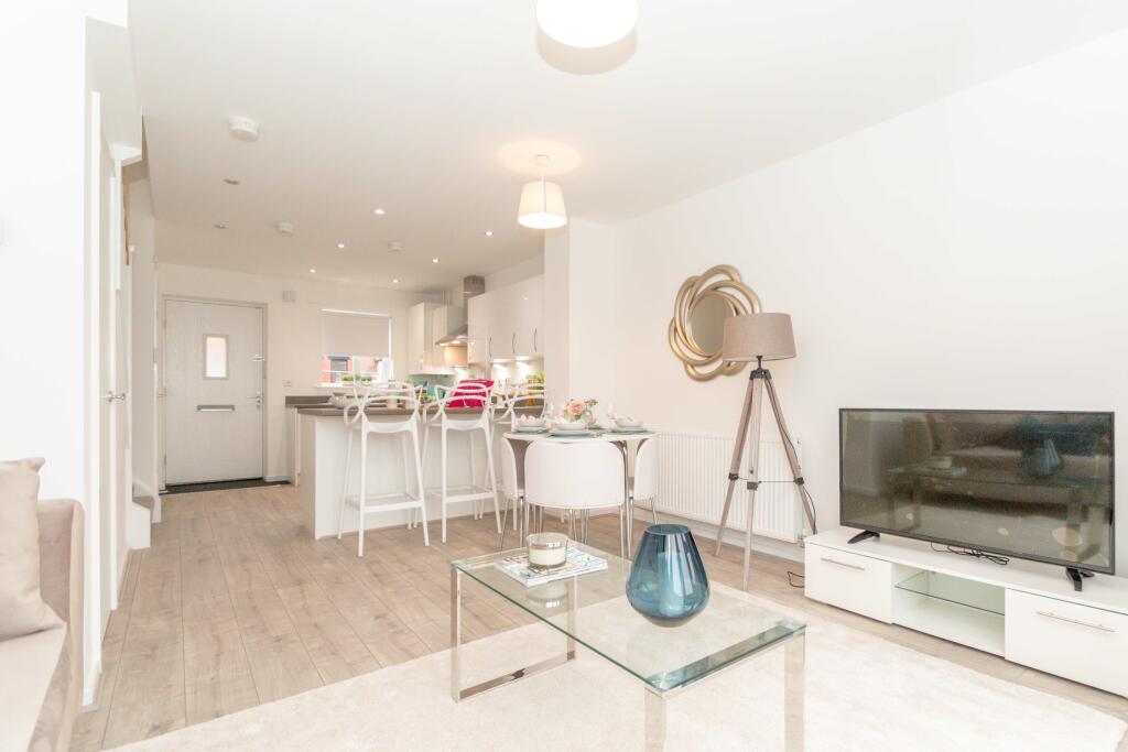 2 Bedroom Apartment - Image 1
