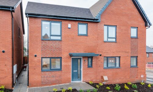 3 Bedroom Home - Garth UP - Image 1