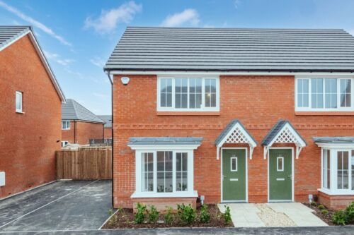 3 Bedroom Home - New Weaver FS - Image 1