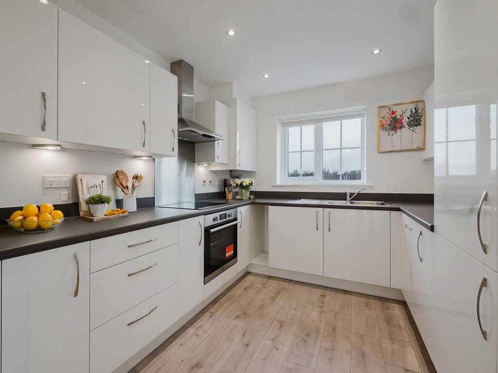 3 Bedroom Apartment - Image 1