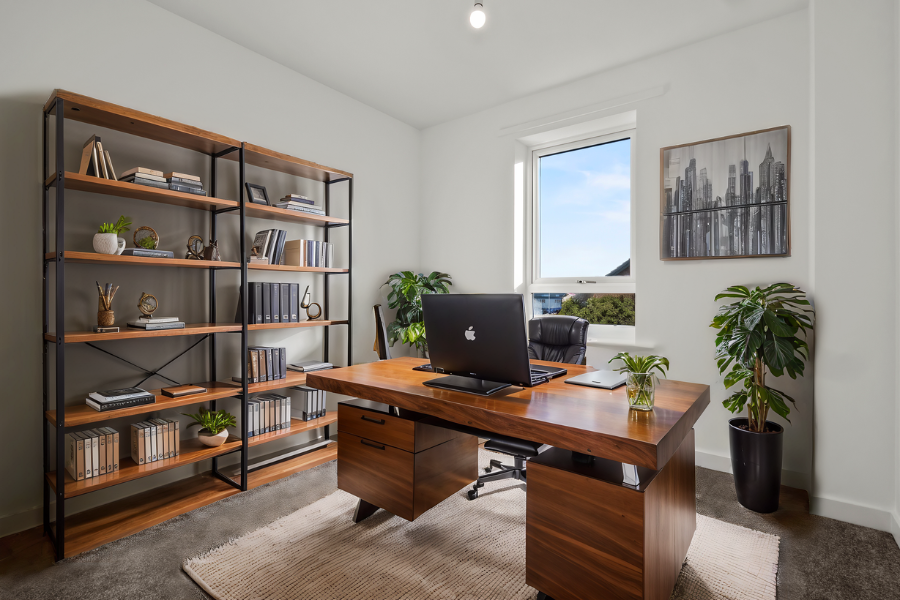 4 Bedroom Apartment - Image 1