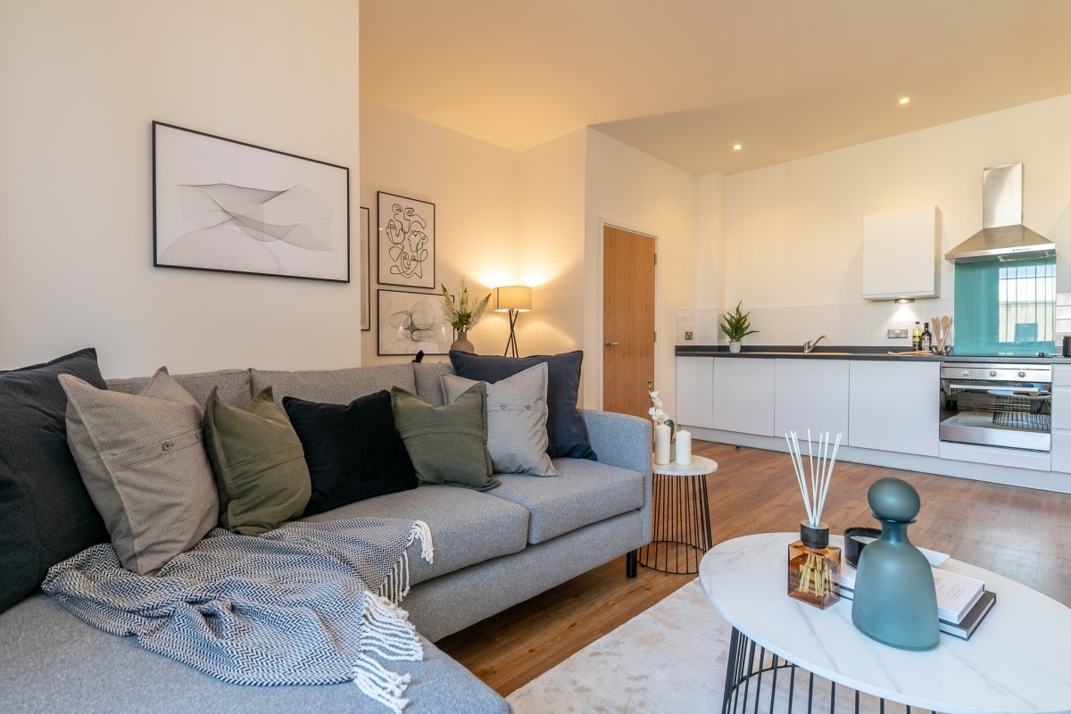 1 Bedroom Apartment - Image 1