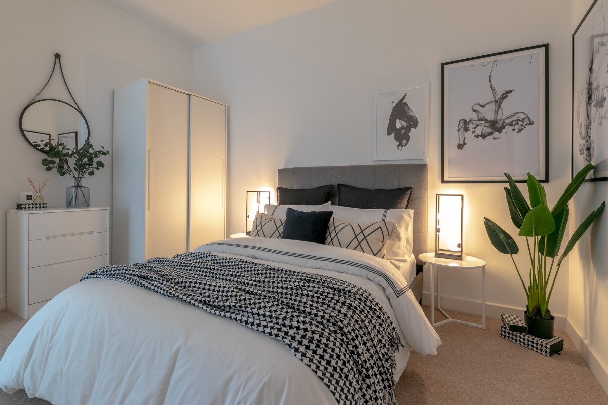 1 Bedroom Apartment - Image 1