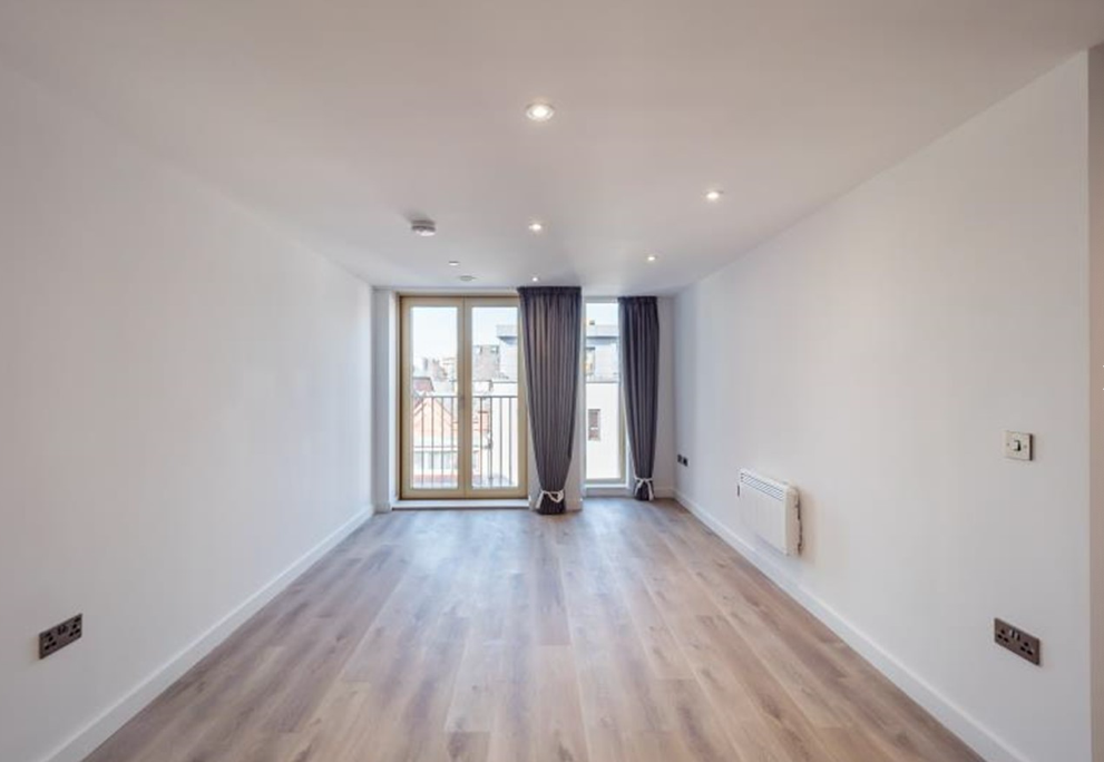 3 Bedroom Apartment - Image 1