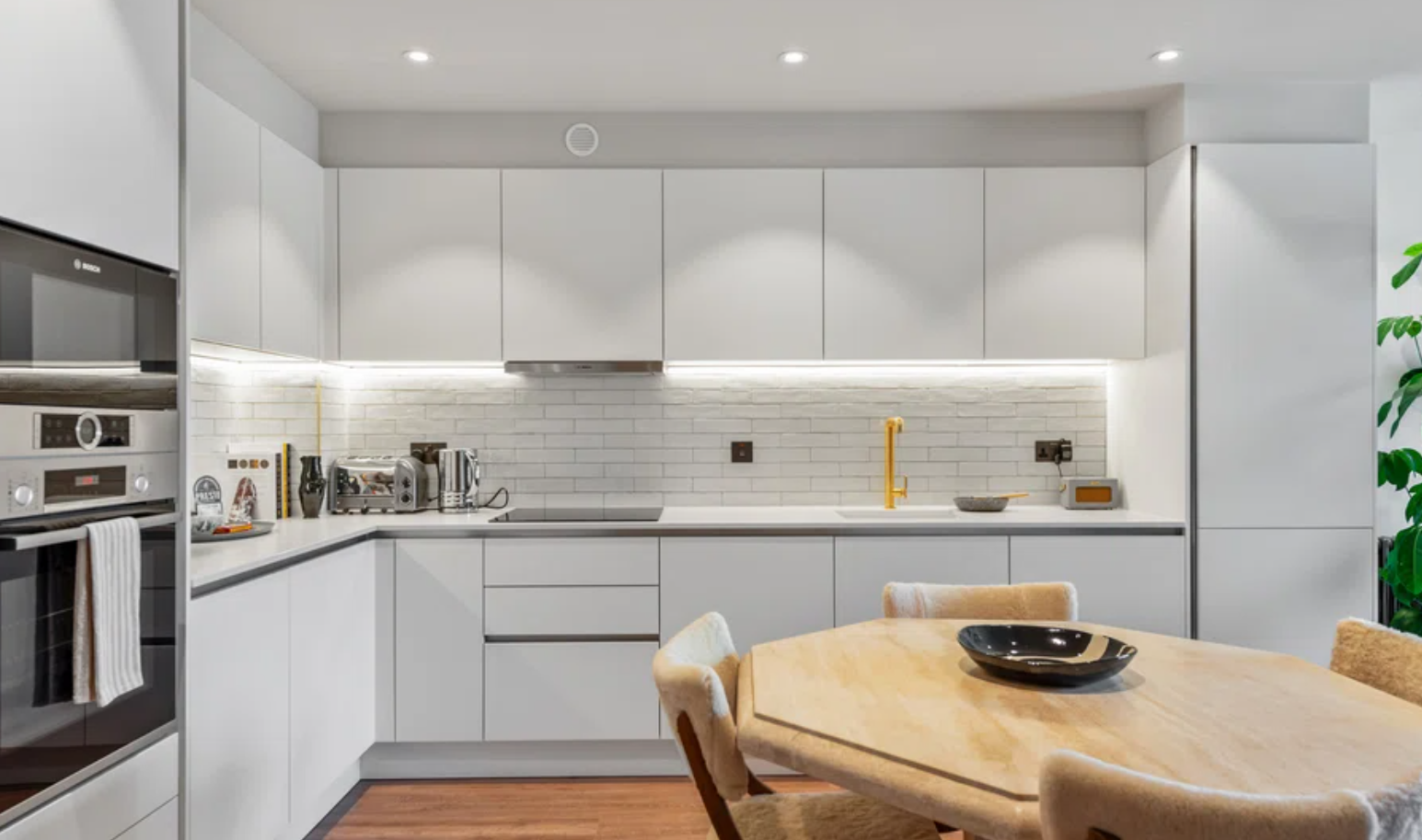 2 Bedroom Apartment - Unit 206 - Image 1