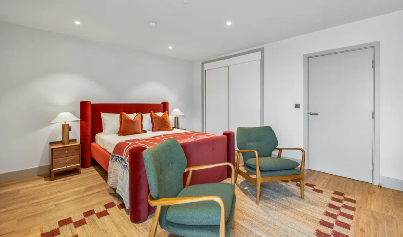 2 Bedroom Apartment - Unit 290 - Image 1