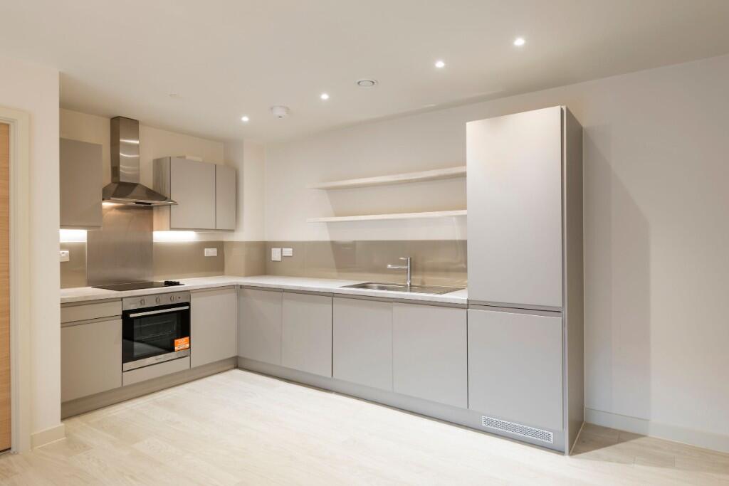 3 Bedroom Apartment - Image 1