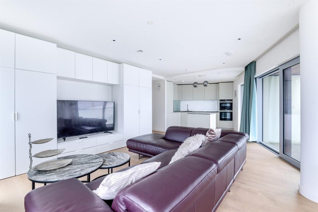 3 Bedroom Apartment - Image 1