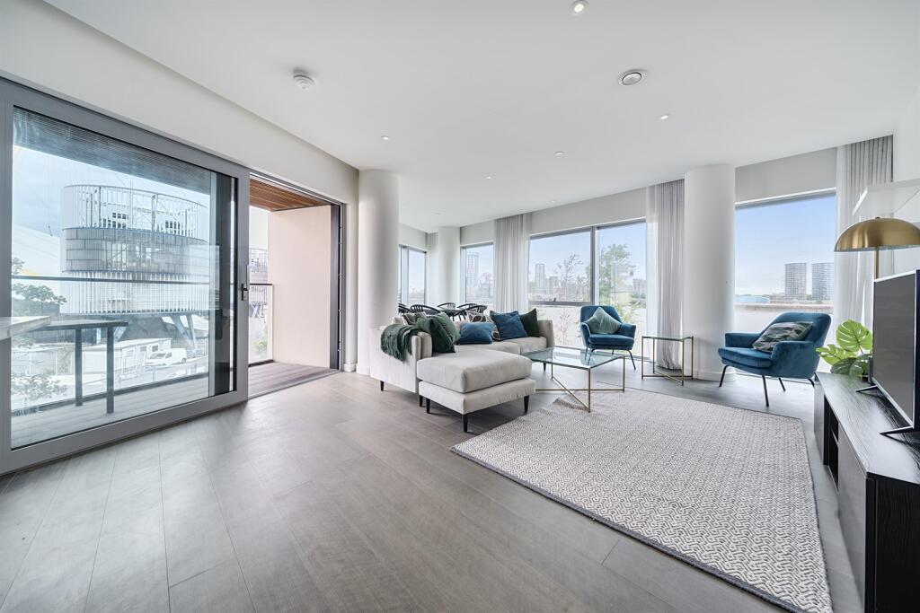 3 Bedroom Apartment - Image 1