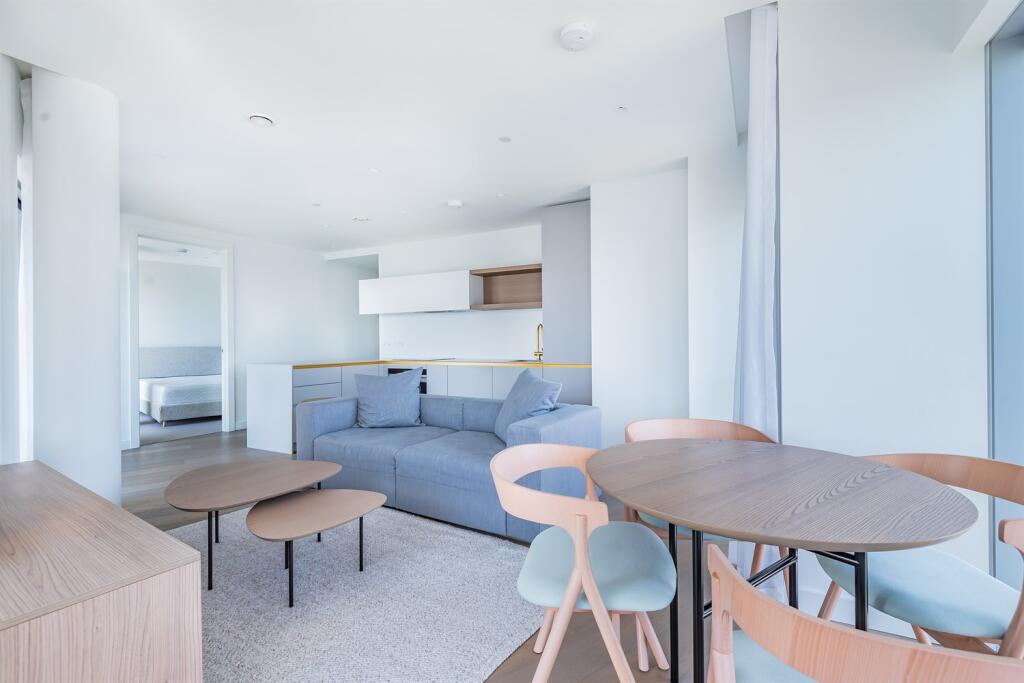 2 Bedroom Apartment - Image 1