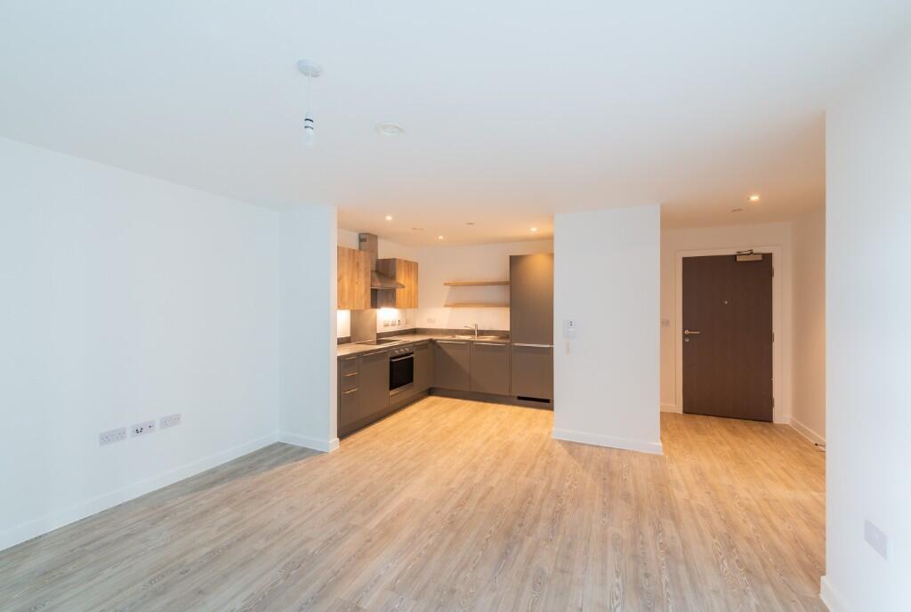 1 Bedroom Apartment - Image 1