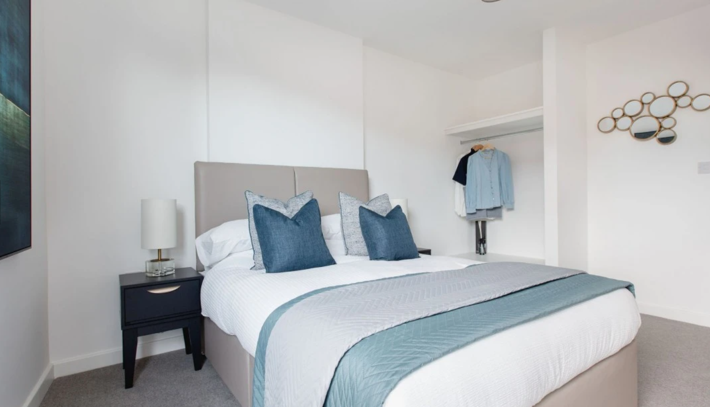 1 Bedroom Apartment - Image 1
